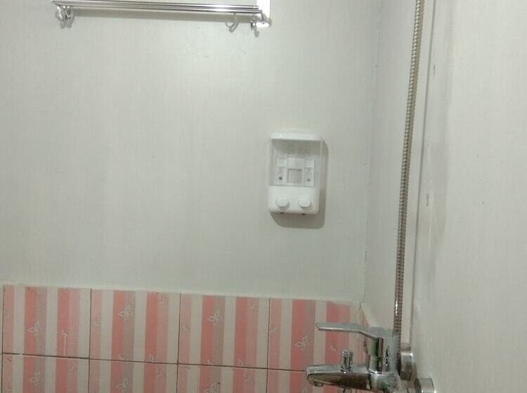 簡易ホテル Penginapan Bunar Tunggal