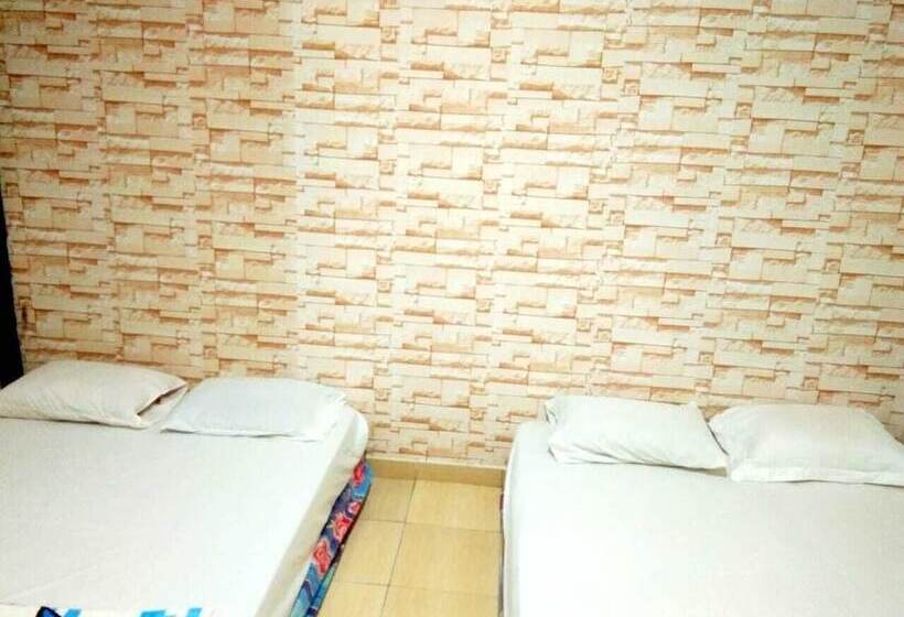 簡易ホテル Penginapan Bunar Tunggal