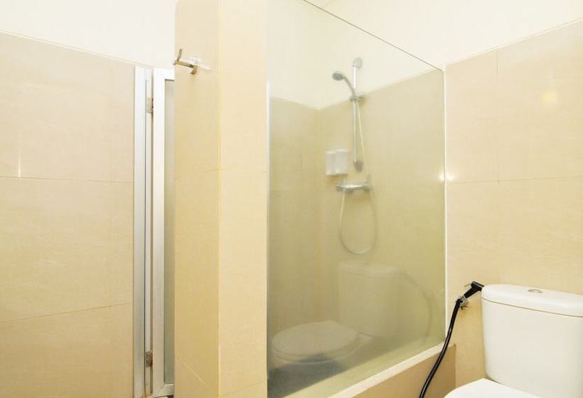 בית מלון כפרי Airy Wenang Sutomo 4 Manado