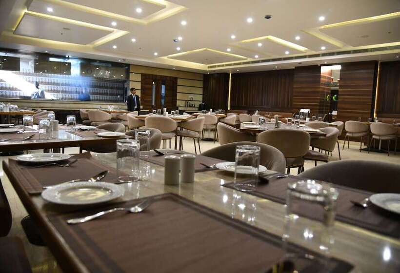 ホテル Avalon Inn