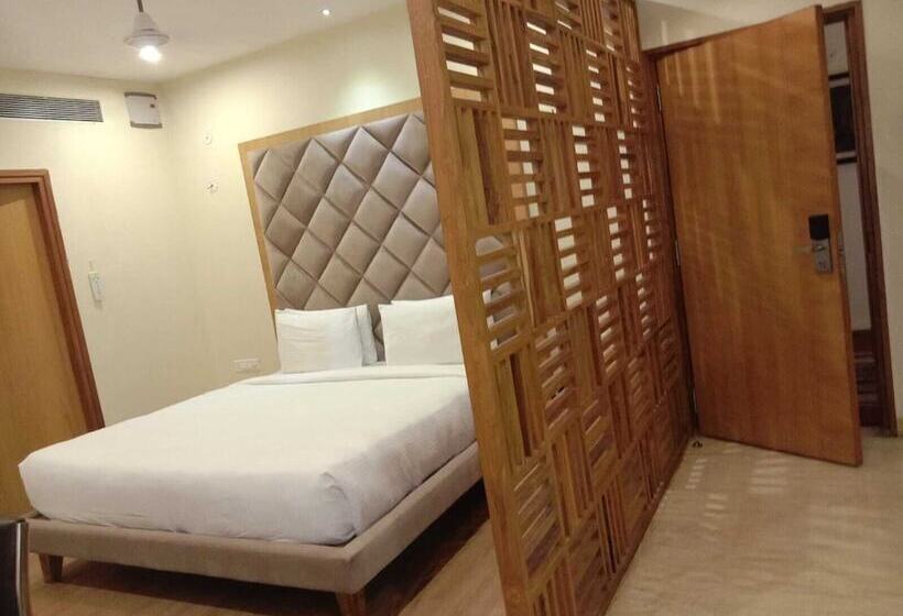 ホテル Avalon Inn