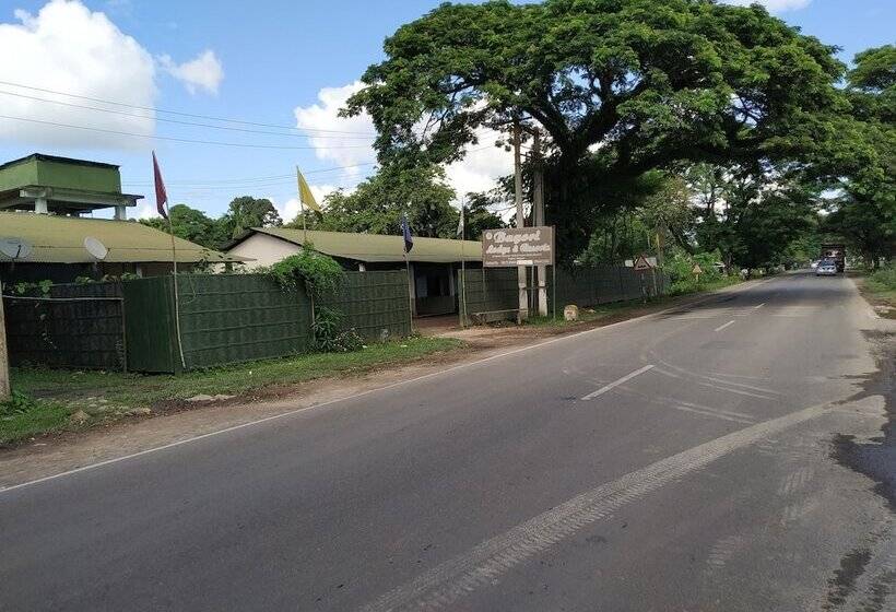 فندق Bagori Resort