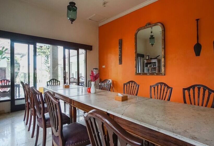 فندق Balam Bali Villa