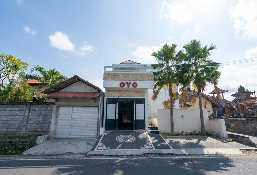 בית מלון כפרי Bali Radiance Canggu By Oyo Rooms