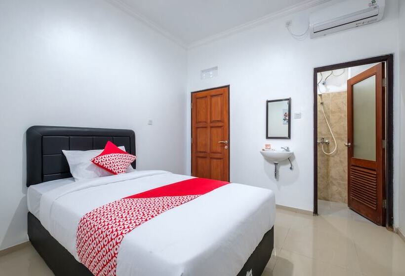 בית מלון כפרי Bali Radiance Canggu By Oyo Rooms