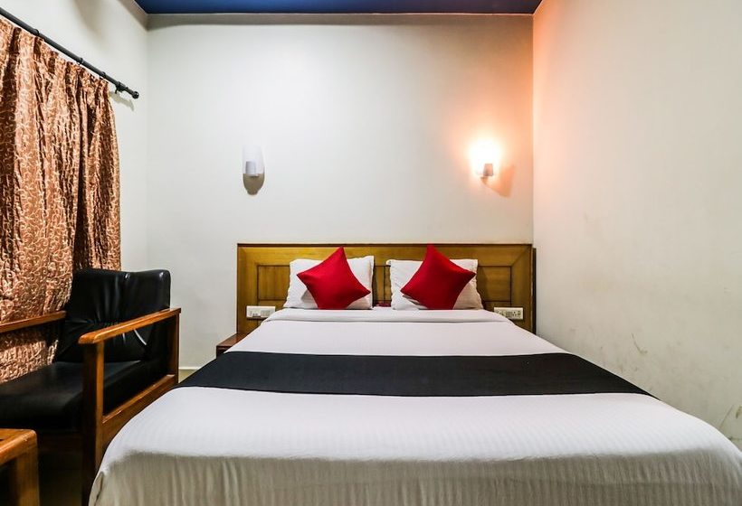 فندق Capital O 38707 Vijetha Inn