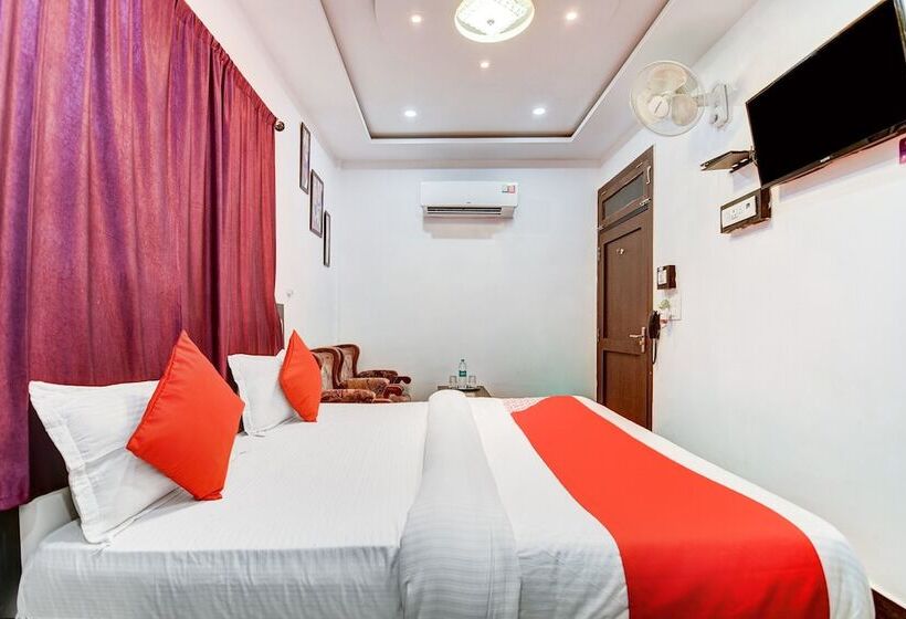 ホテル Capital O 38853 S Sumangalam Palace