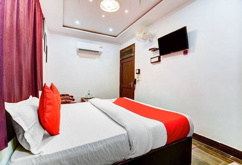 ホテル Capital O 38853 S Sumangalam Palace