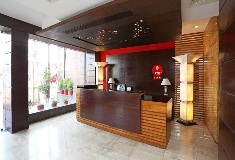 Capital O 9580 Hotel Garnet Inn