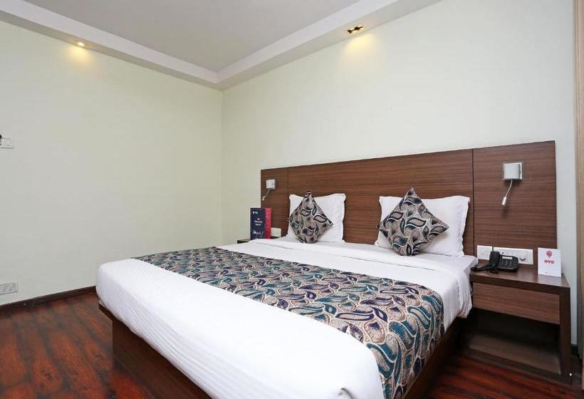 Capital O 9580 Hotel Garnet Inn