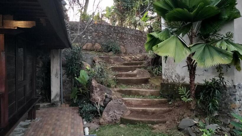 בית מלון כפרי D Kailash Retreat