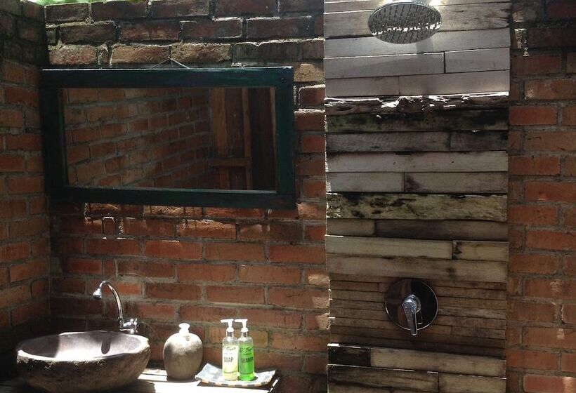 בית מלון כפרי D Kaje