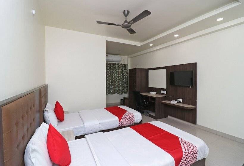 호텔 Debarshi By Oyo Rooms