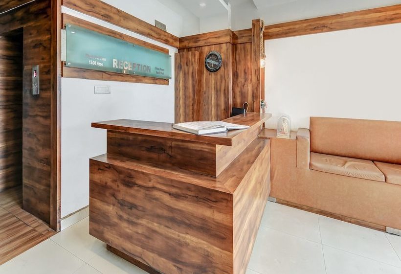 酒店 Deep By Oyo Rooms