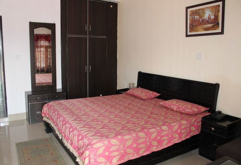 בית מלון כפרי Devki Palace Chamba