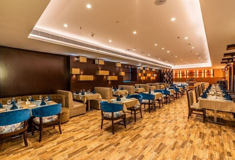 酒店 Divine Clarks Inn Suites