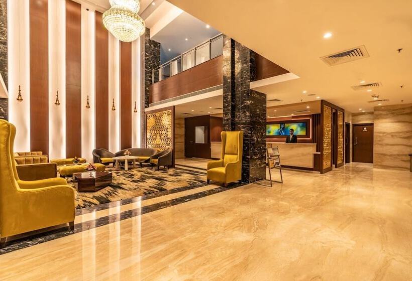 酒店 Divine Clarks Inn Suites