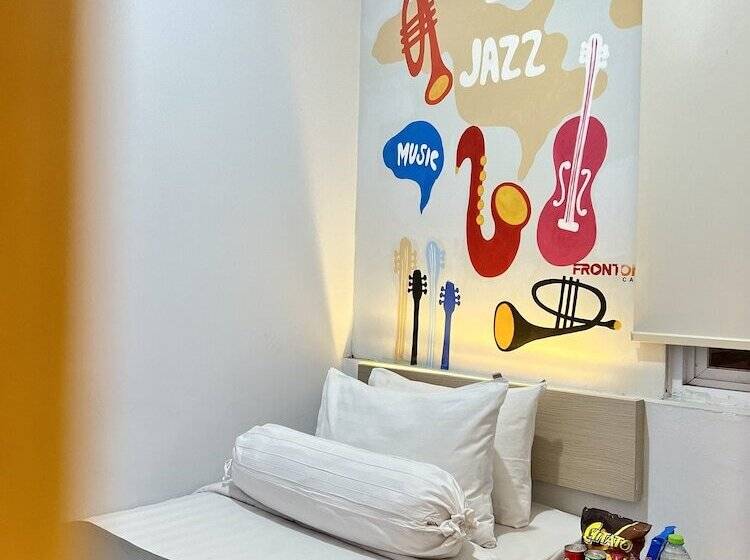 هتل Front One Cabin Sunter