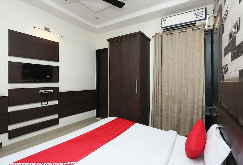 Отель Galaxy By Oyo Rooms