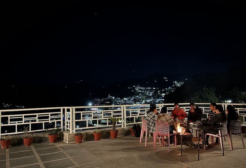 Отель Gautam Residency Chamba