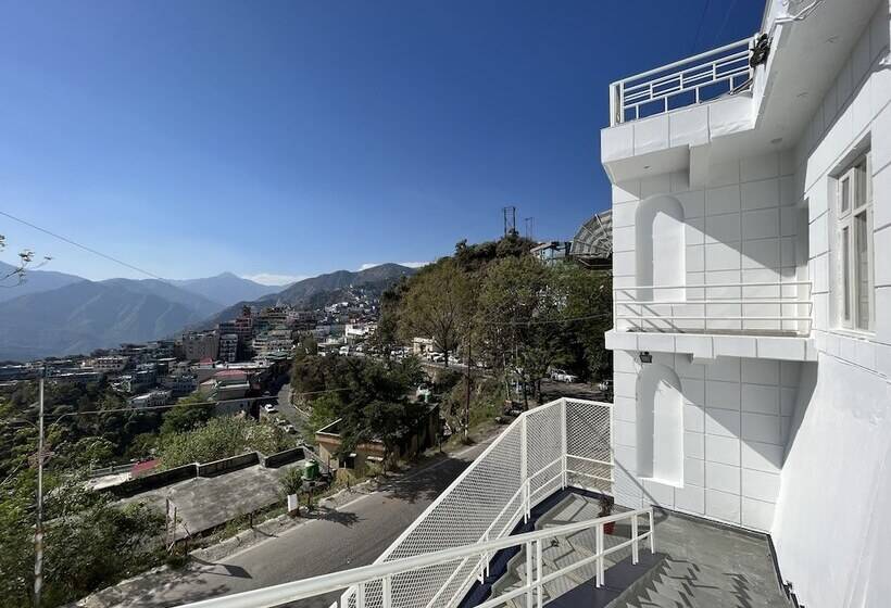 Отель Gautam Residency Chamba