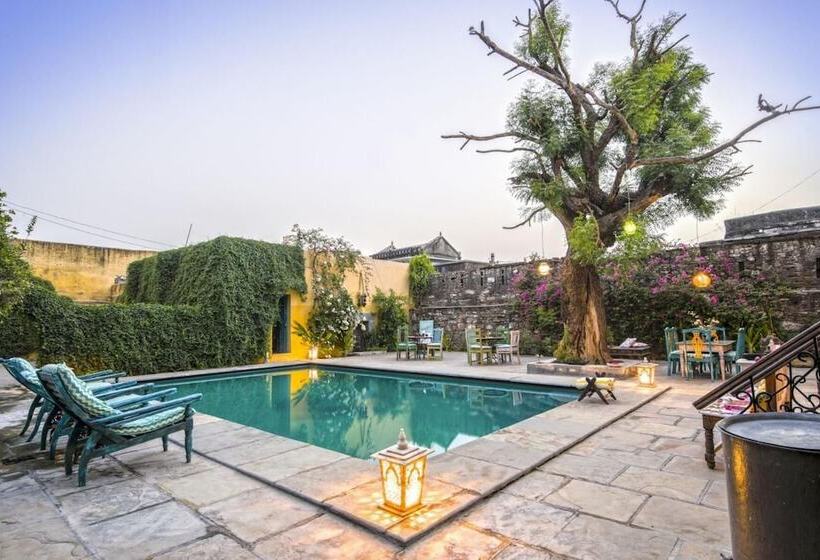 فندق Ghanerao Castle Ranakpur