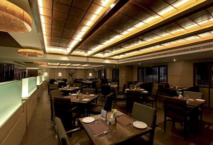 酒店 Goutham Grand