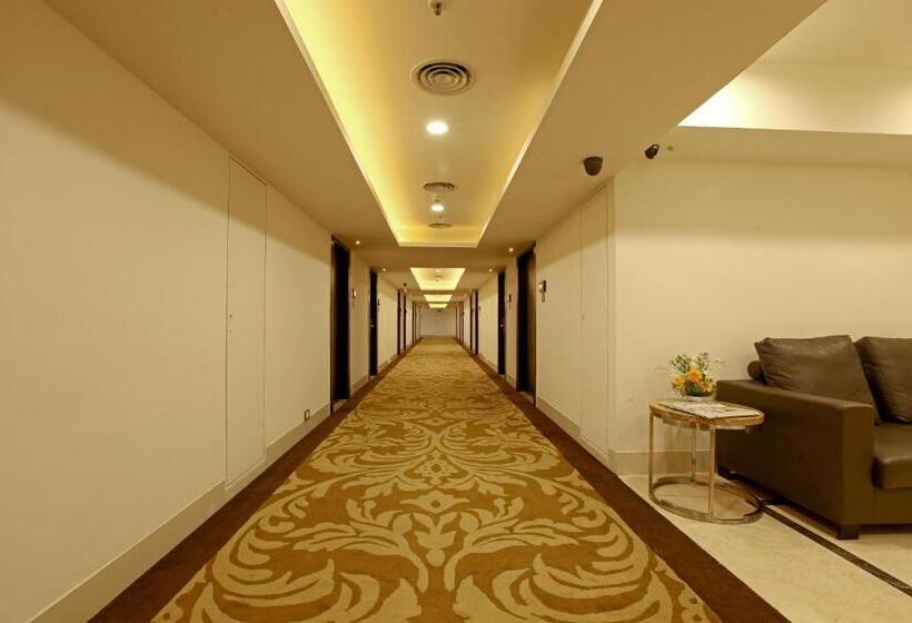 酒店 Goutham Grand