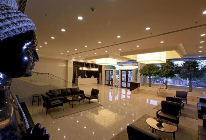 호텔 Goutham Grand