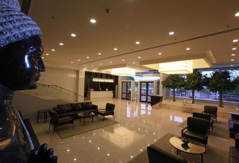 فندق Goutham Grand