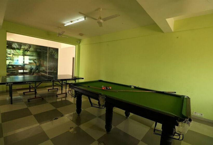Goverdhan Greens Resort Dwarka L Hotels In Dwarka