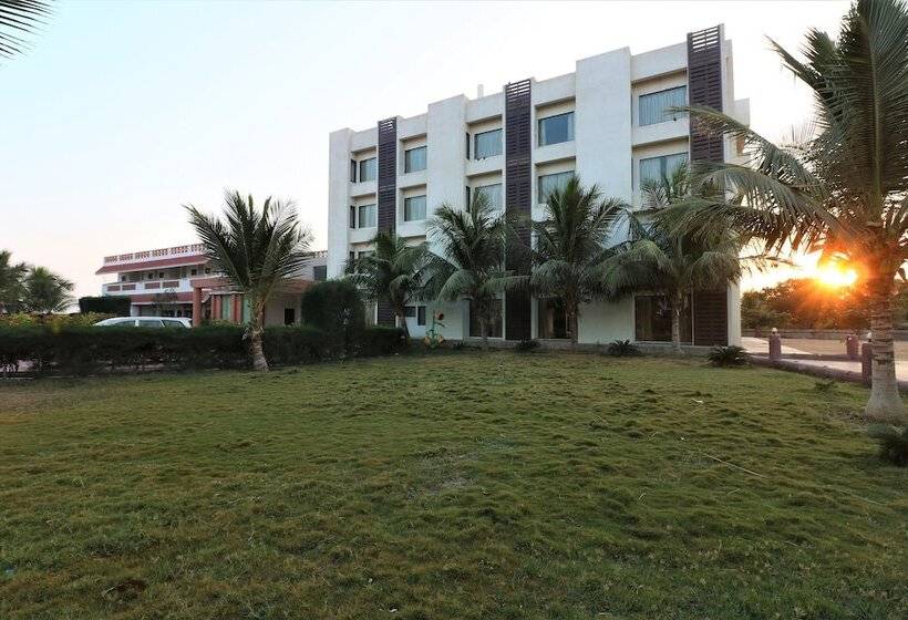 Goverdhan Greens Resort Dwarka L Hotels In Dwarka