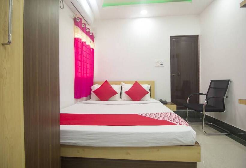 酒店 Greater Kailash The Palace By Oyo Rooms