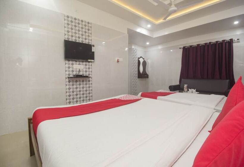 酒店 Greater Kailash The Palace By Oyo Rooms