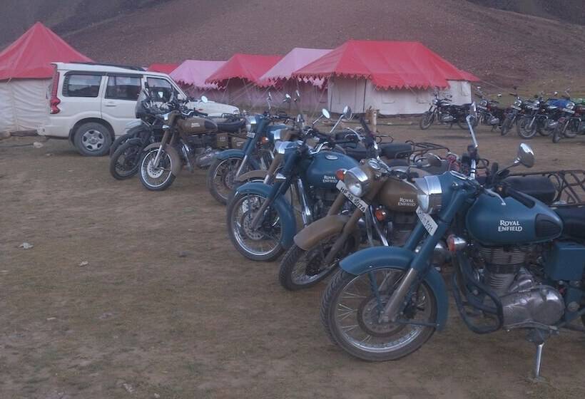 Отель Himalayan Routes Camp