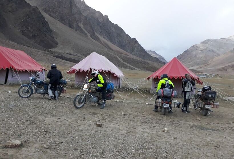 Отель Himalayan Routes Camp