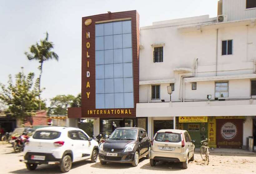 ホテル Holiday International By Oyo Rooms