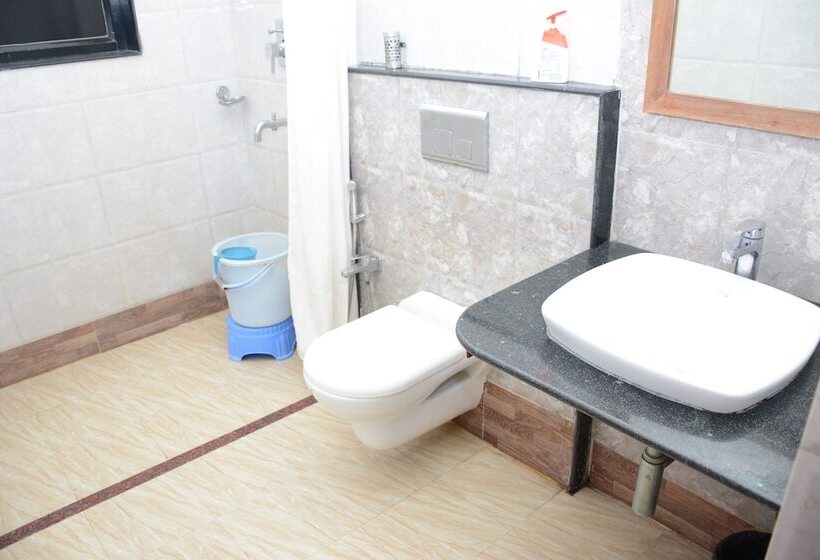 ホテル Kdm Palace