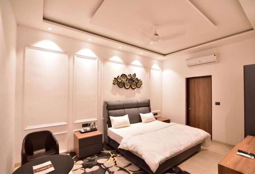 酒店 Kohinoor Palace