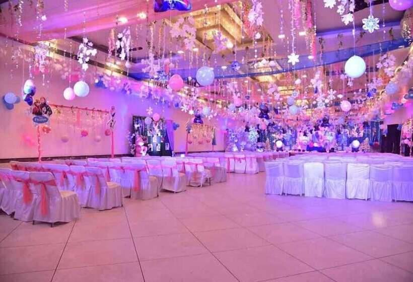 酒店 Kohinoor Palace