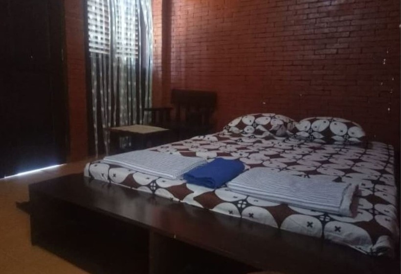 בית מלון כפרי Majapahit Homestay By Bhagaskara