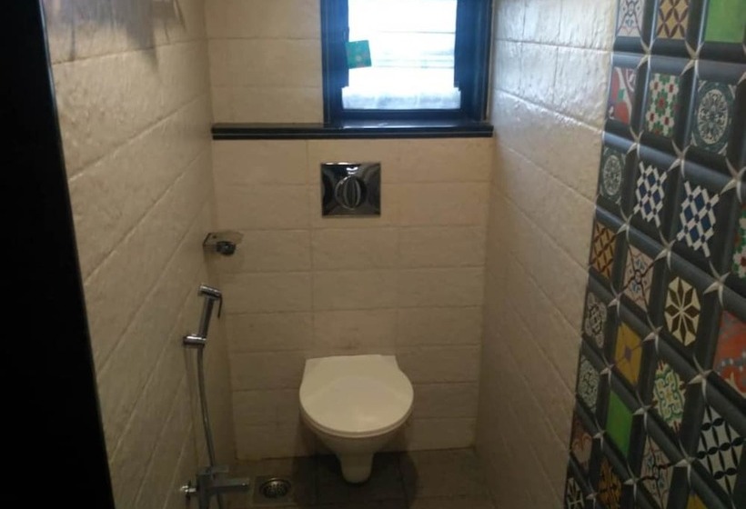 فندق Maval Grand