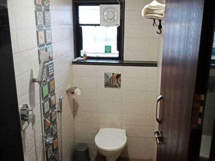 فندق Maval Grand