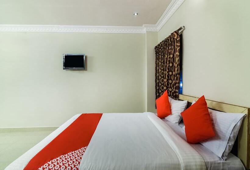 בית מלון כפרי Mmr Tower By Oyo Rooms