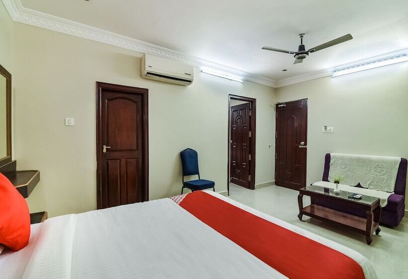 בית מלון כפרי Mmr Tower By Oyo Rooms