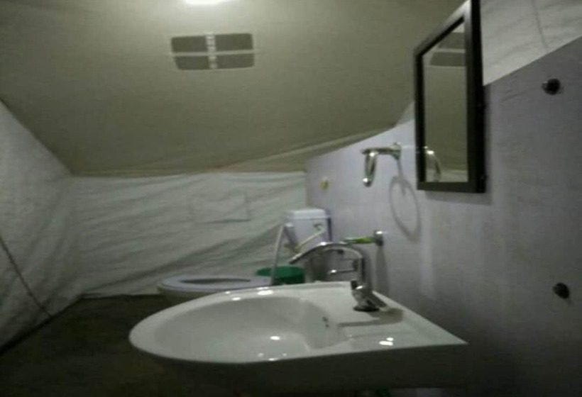 Отель Mulkila Adventures Campsite