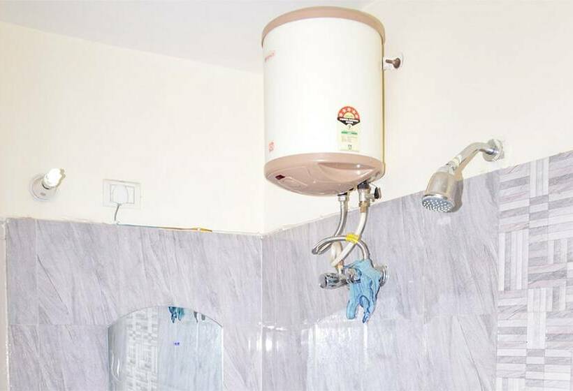 Отель Nand Residency