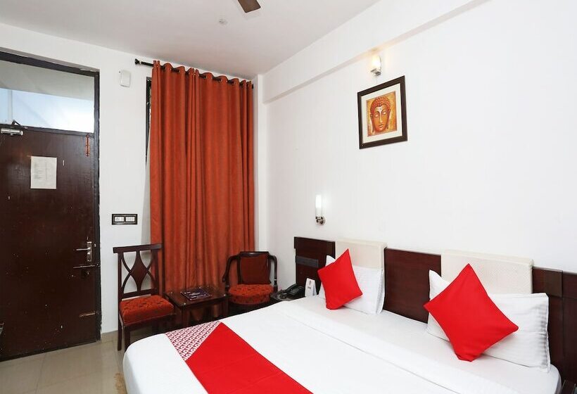 酒店 Oyo 6242 Jalsa Resort