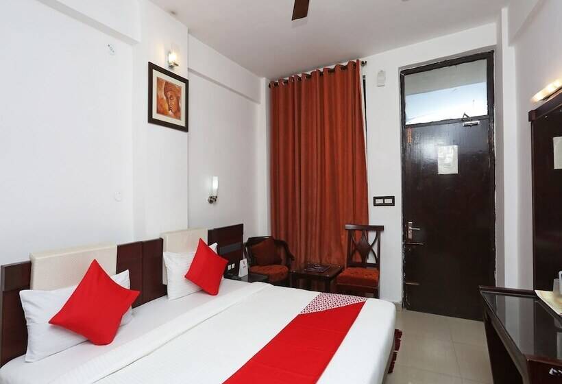 酒店 Oyo 6242 Jalsa Resort