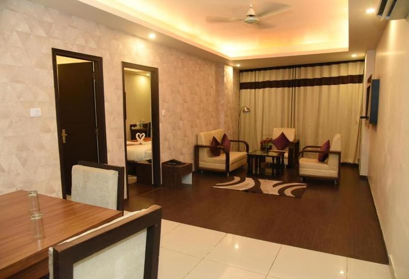 בית מלון כפרי Park View Clarks Inn Arrah